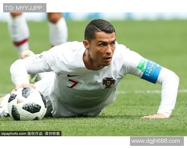 安哥拉足球明星崛起与国际赛场的辉煌征程解析 安哥拉足球明星崛起与国际赛场的辉煌征程解析