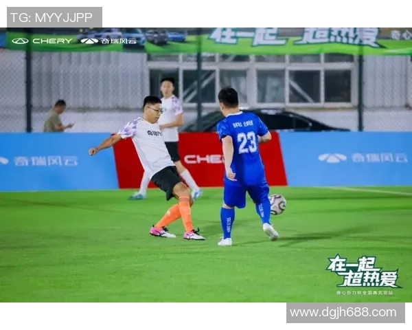 打造沉浸式足球球星互动氛围共筑绿茵激情与粉丝交流新体验 打造沉浸式足球球星互动氛围共筑绿茵激情与粉丝交流新体验