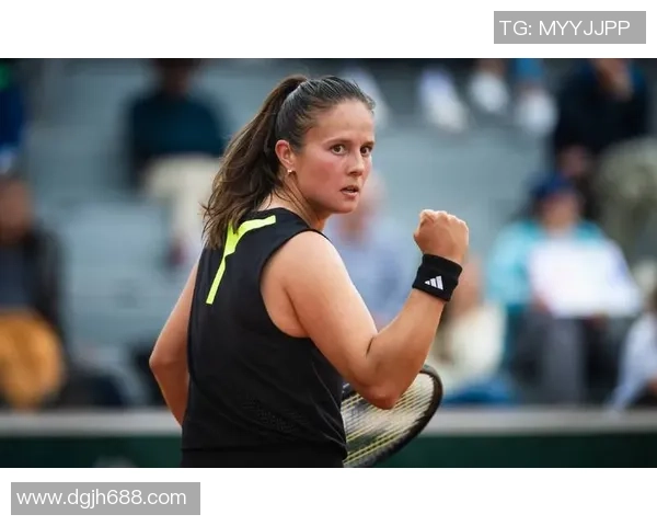 法国足球新星崛起 二十岁球员闪耀赛场引发热议