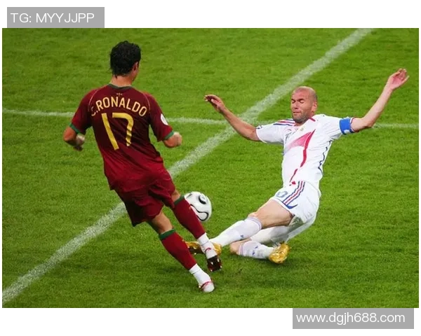 足球场上的恩怨情仇 从梅西C罗到齐达内马特拉齐的激烈对决 足球场上的恩怨情仇 从梅西C罗到齐达内马特拉齐的激烈对决