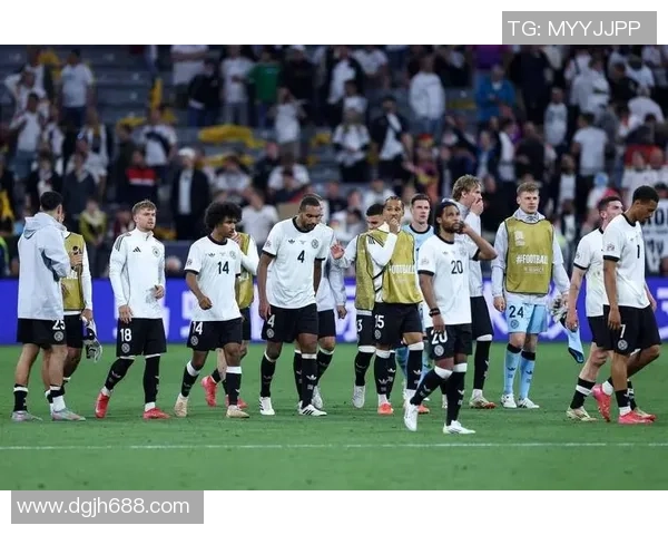 那些因伤退赛的足球巨星们命运转折与荣耀背后的心碎故事 那些因伤退赛的足球巨星们命运转折与荣耀背后的心碎故事